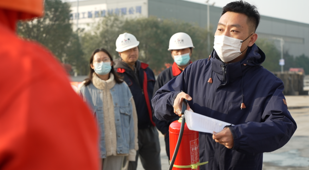 �±���(�й���)���޹�˾ - ����